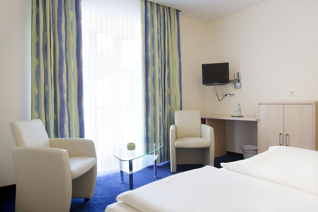City-Hotel Friesoythe Room photo